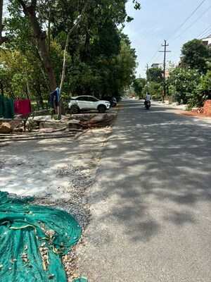 3.5 BHK Independent House – Exterior View View at RWA Apartments Sector 52, Sector 52 - for Sale