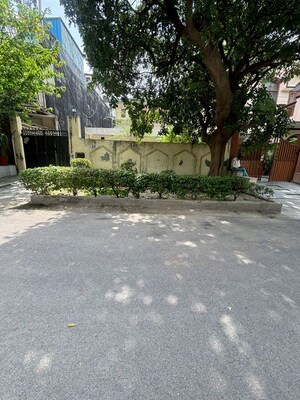 3.5 BHK Independent House For Sale in RWA Apartments Sector 52, Sector 52