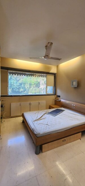 Bedroom in 5 BHK Villa at Chembur – for Sale