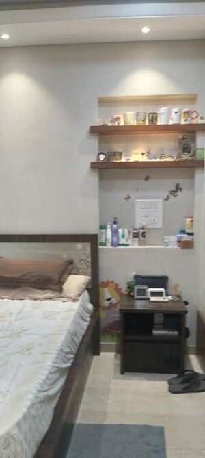 Bedroom in 3 BHK Apartment at Yash 5 Diamond Garden, Chembur – for Rent