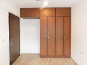 Master Bedroom in 3 BHK Apartment at Hiranandani Gardens Glen Height, Powai – for Rent