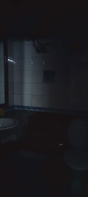 Bathroom in 3 BHK Builder Floor at Gold Souk Golf Links Plots, Sushant Lok I – for Rent