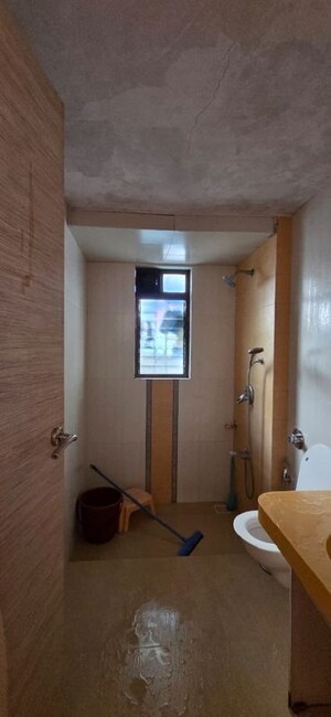 Bathroom in 4 BHK Villa at Chembur – for Sale