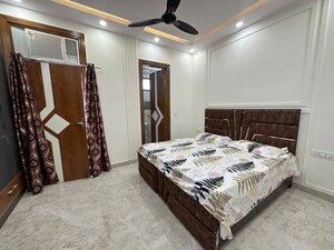 Bedroom in 2 BHK Apartment at Saket – for Rent