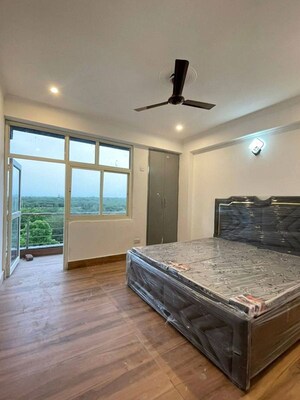 1 BHK Apartment For Rent in Saket