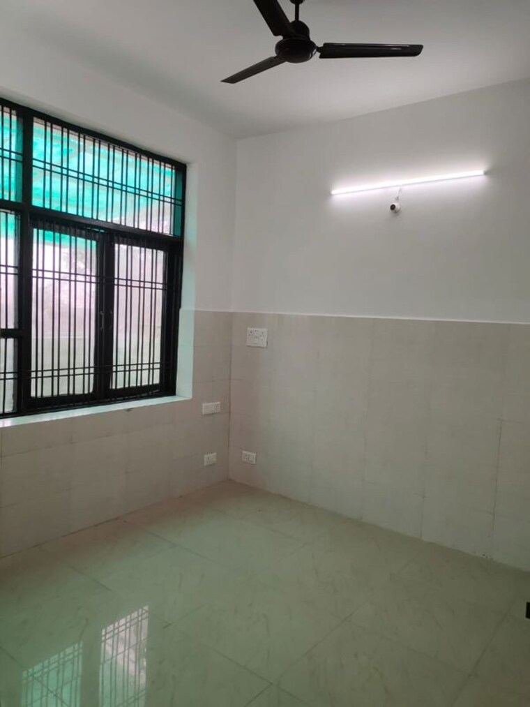 Room, bptp-park-elite-floors 3 Bedroom 180 Sq.Yd. Builder Floor In Sector 85 Faridabad 10264851