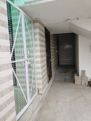 Building Lobby in 3 BHK Builder Floor at BPTP Park Elite Floors, Sector 85 – for Sale