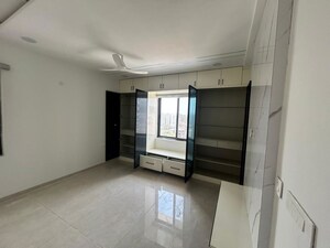 Room in 3 BHK Apartment at SRR Sriram River View, Narsingi – for Rent