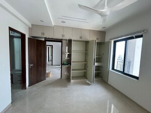 3 BHK Apartment For Rent in SRR Sriram River View, Narsingi