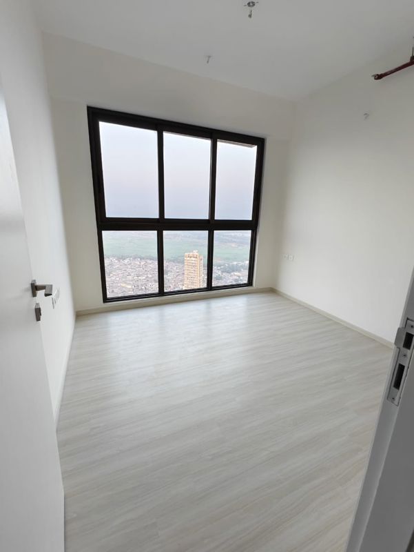 2 BHK + Extra Room Apartment For Rent in Runwal Bliss