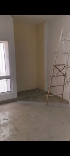4 BHK + Extra Room Apartment For Rent in Hindon Green Apartments