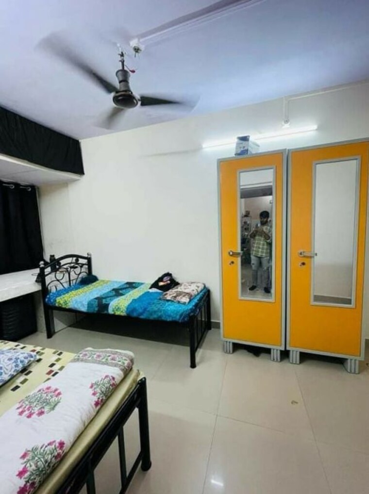 Bedroom, worli Pg For Boys & Girls In Worli 10264841