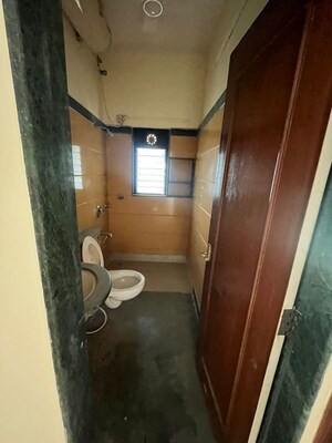 Bathroom in 3 BHK Apartment at Vanamali CHS, Chembur – for Rent