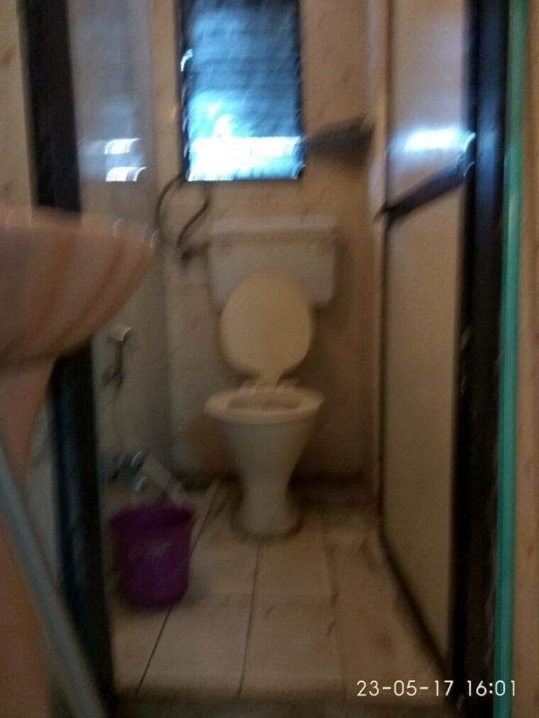 Bathroom, dombivli east 1 Bedroom 400 Sq.Ft. Apartment In Dombivli East Thane 10265042