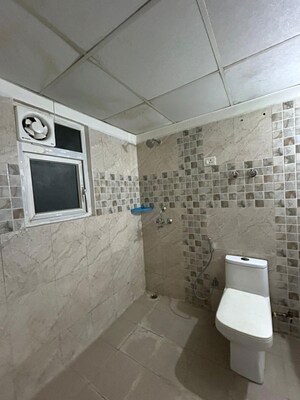 Bathroom in 3.5 BHK Apartment at Aims Golf Avenue I, Sector 75 – for Rent