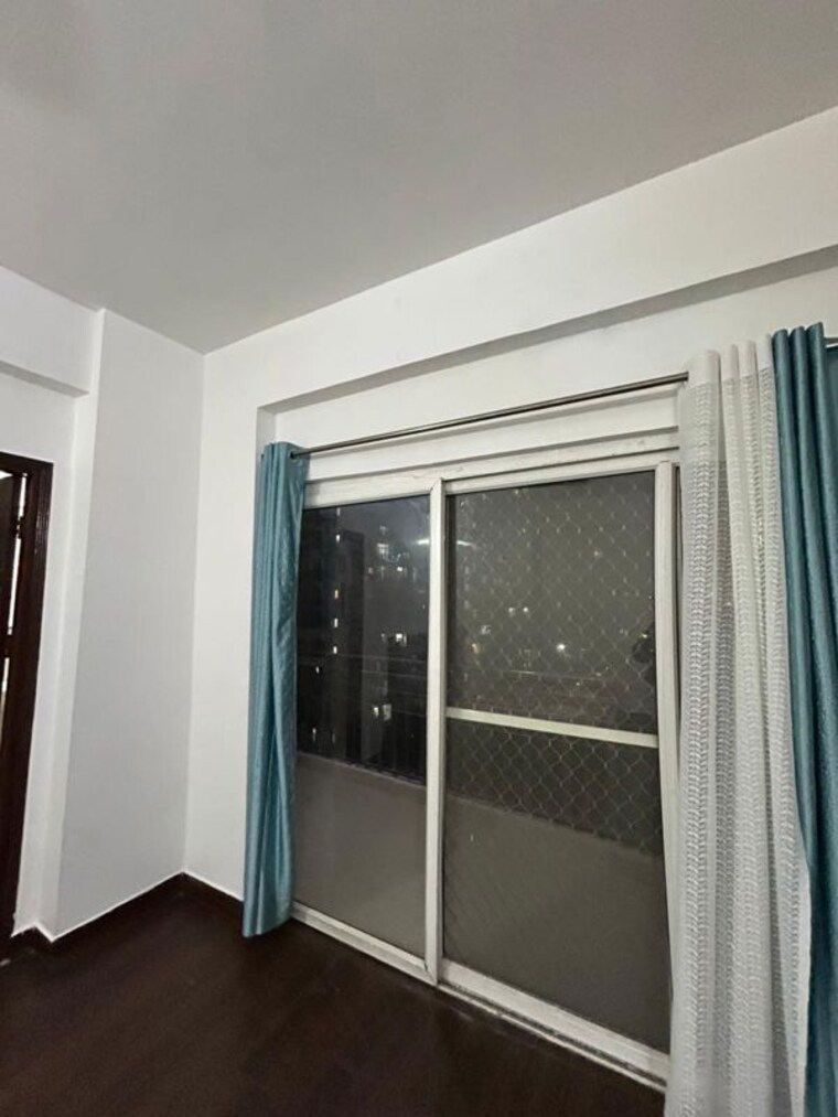 Room, aims-golf-avenue-i 3.5 Bedroom 1825 Sq.Ft. Apartment In Sector 75 Noida 10264856