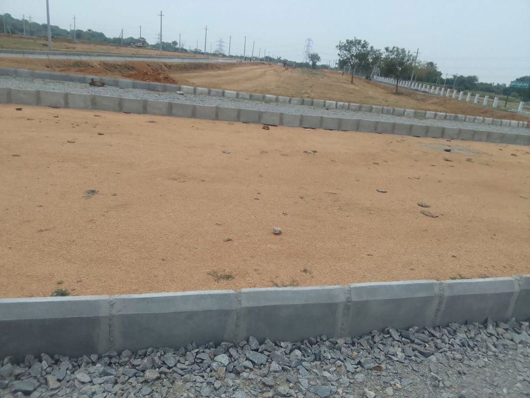 Plot For Sale in Kadthal