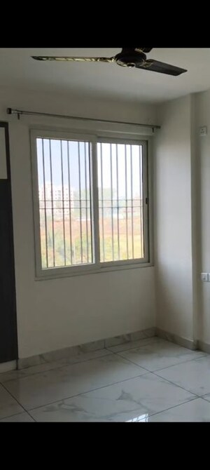 Room in 2 BHK Apartment at Concorde Epitome, Electronic City Phase ii – for Rent