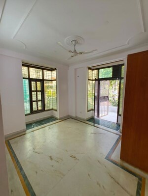 Room in 3 BHK Builder Floor at Kohli One Malibu Town Plot, Sector 47 – for Rent