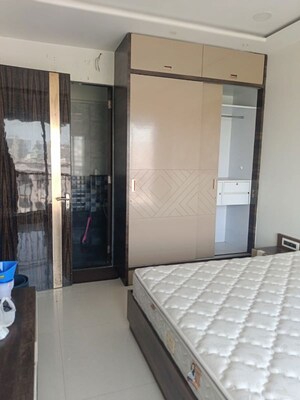 Bedroom in 2 BHK Apartment at Siddhi Garima, Chembur – for Rent