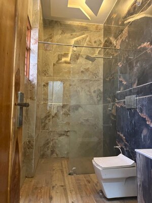 Bathroom in 5 BHK Independent House at Jarnail Enclave, Dhakoli – for Sale