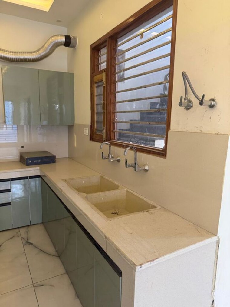 Kitchen, jarnail-enclave 5 Bedroom 2600 Sq.Ft. Independent House In Dhakoli Zirakpur 10265273