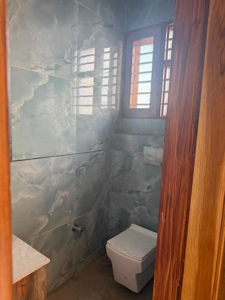 Bathroom, jarnail-enclave 5 Bedroom 2600 Sq.Ft. Independent House In Dhakoli Zirakpur 10265273