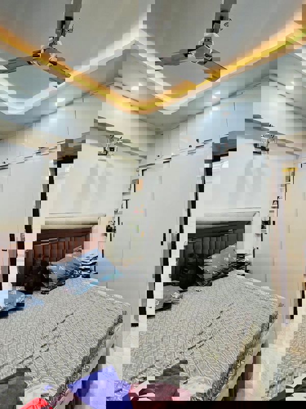 2 BHK 900 Sq.Ft. Apartment in MRG Bazaar 93