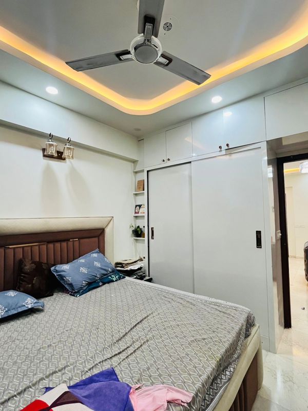 2 BHK Apartment For Sale in MRG Bazaar 93