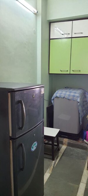 Furnished Amenities in 2 BHK Apartment at Rutu Enclave, Kasarvadavali – for Rent