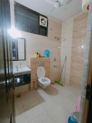 Bathroom in 1 RK Builder Floor at Kohli One Malibu Town, Sector 47 – for Rent