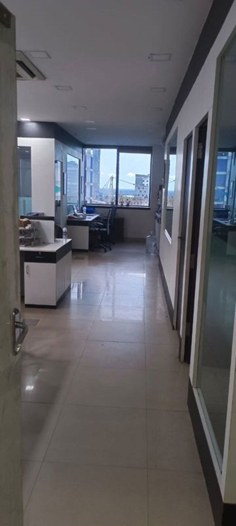 Kitchen, sector v Commercial Office Space 1600 Sq.Ft. In Sector V Kolkata 10265375