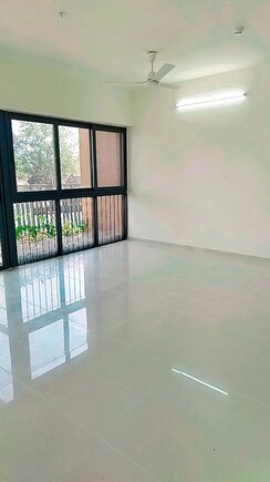 3.5 BHK + Pooja Room Apartment For Rent in Amanora Gold Towers