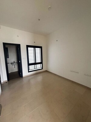 Room in 3 BHK Apartment at Sobha City Gurgaon, Sector 108 – for Sale