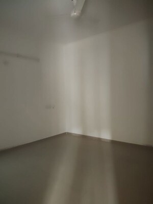 Room in 3 BHK Apartment at Vmaks Chalet, Electronic City Phase I – for Rent