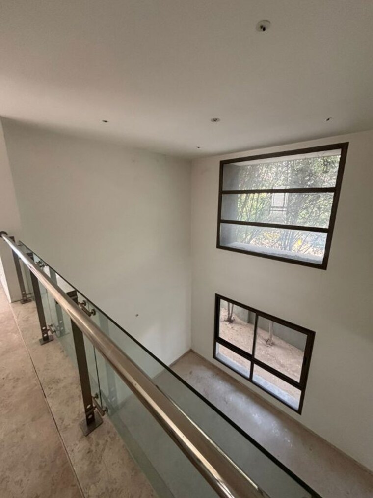 Balcony, unitech-uniworld-resorts-the-residences 5 Bedroom 6689 Sq.Ft. Villa In Sector 33 Gurgaon 10265337