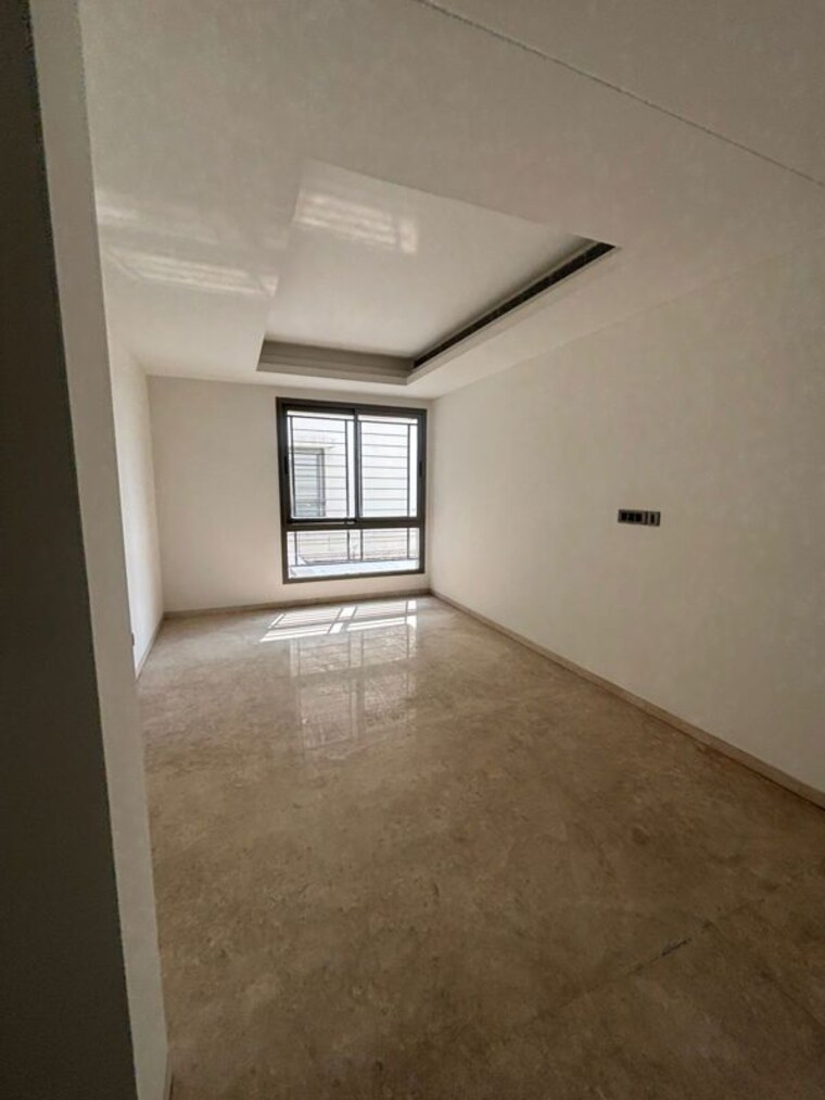 Room, unitech-uniworld-resorts-the-residences 5 Bedroom 6689 Sq.Ft. Villa In Sector 33 Gurgaon 10265337