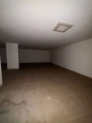 Laundry Area in 5 BHK Villa at Unitech Uniworld Resorts-The Residences, Sector 33 – for Rent