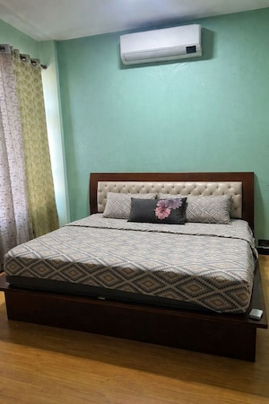 Bedroom in 3 BHK Apartment at Unitech Horizon, Pi Greater Noida – for Rent