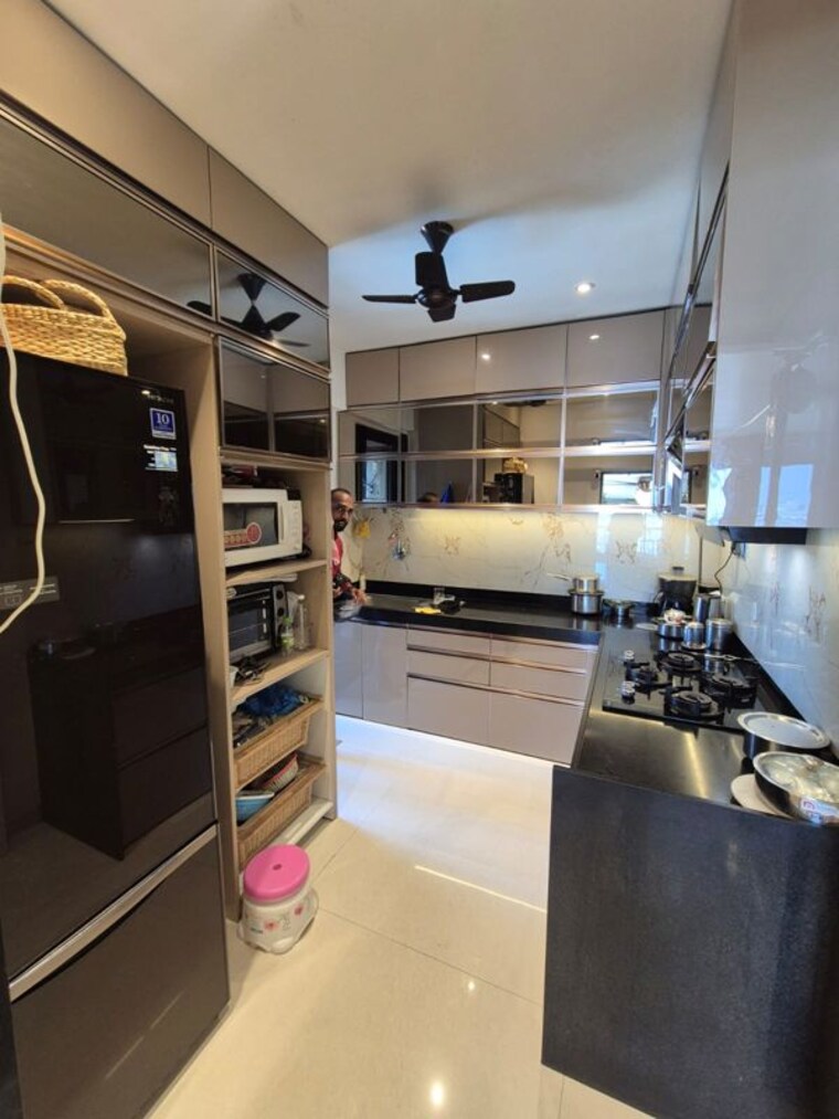 Kitchen, runwal-symphony 3 Bedroom 1500 Sq.Ft. Apartment In Santacruz East Mumbai 10265530