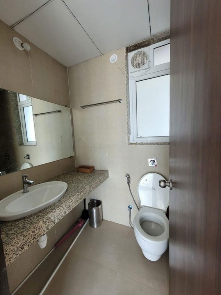 Bathroom, im-applaud-38 1 Bedroom 630 Sq.Ft. Apartment In Goregaon East Mumbai 10265531