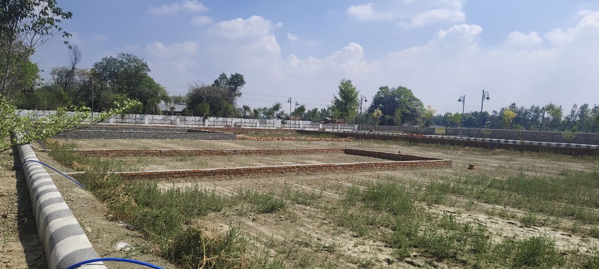 Plot For Sale in Krishna Iscon Valley