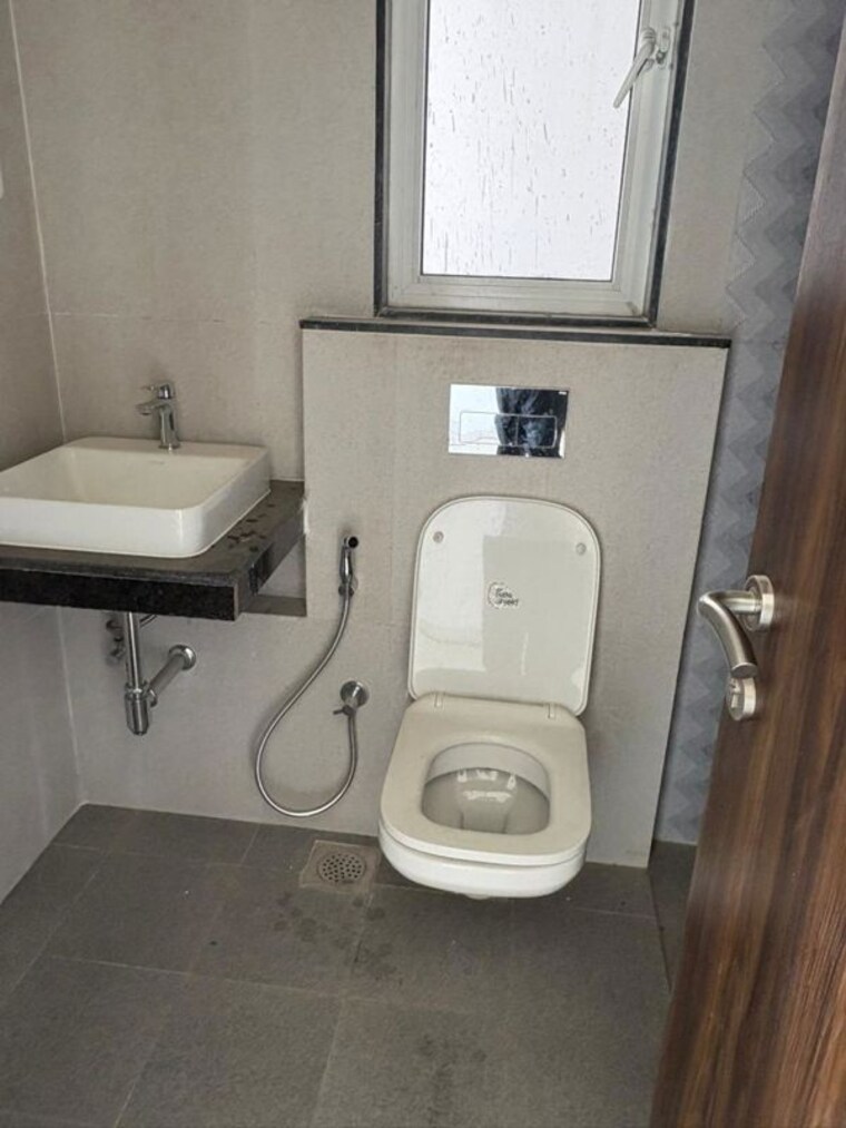Bathroom, sheth-avante 1.5 Bedroom 555 Sq.Ft. Apartment In Kanjurmarg West Mumbai 10265566