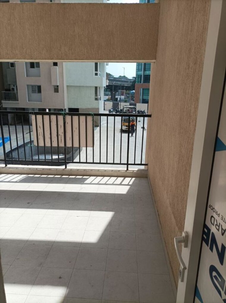Balcony, kolte-patil-itowers-exente 1 Bedroom 550 Sq.Ft. Apartment In Electronic City Phase I Bangalore 10265865