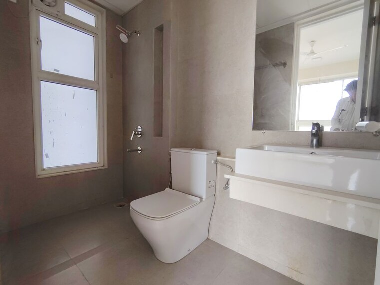 Bathroom, kalpataru-immensa-b 3 Bedroom 1150 Sq.Ft. Apartment In Kolshet Road Thane 10265815