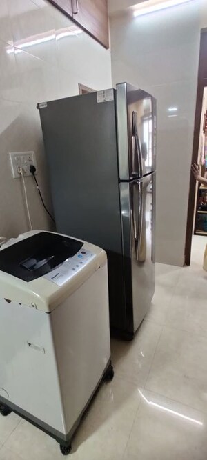 Furnished Amenities in 2 BHK Apartment at Kartar Bhavan, Colaba – for Sale