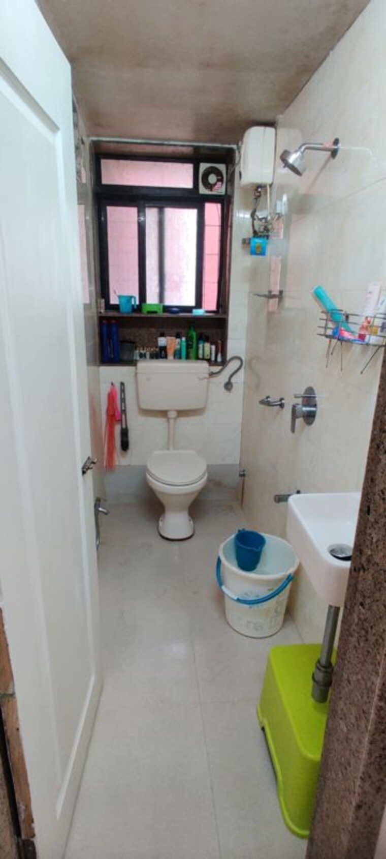 Bathroom, kartar-bhavan 2 Bedroom 624 Sq.Ft. Apartment In Colaba Mumbai 10265910