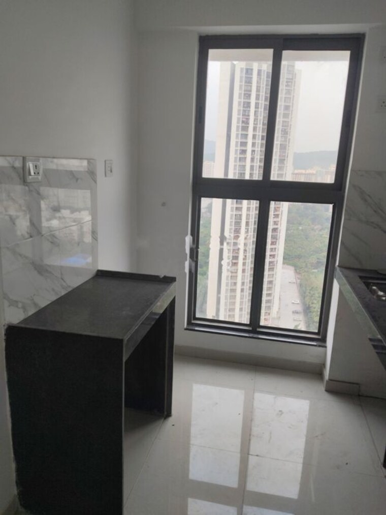 Kitchen, uk-iridium 1 Bedroom 598 Sq.Ft. Apartment In Kandivali East Mumbai 10266142