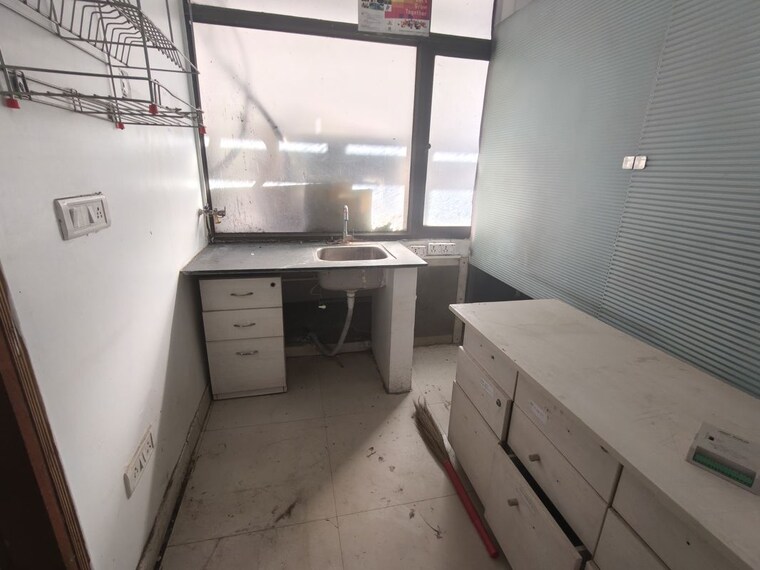 Floor Plan, netaji subhash place Commercial Office Space 1072 Sq.Ft. In Netaji Subhash Place Delhi 10266277