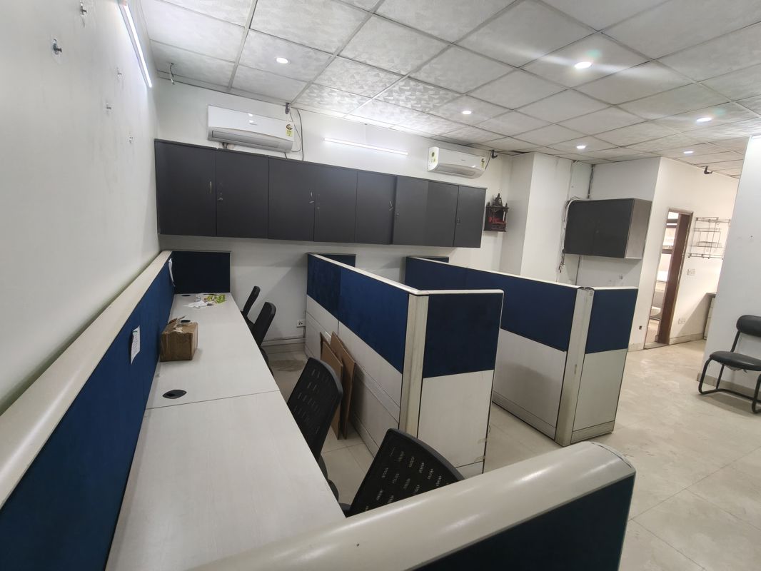 Office Space For Rent in Netaji Subhash Place